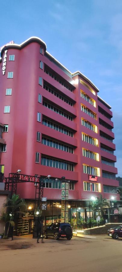 Yaahot Hotel Yaoundé Exterior foto