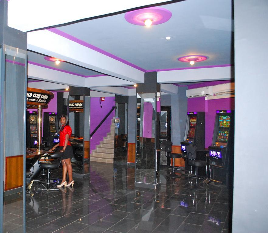 Yaahot Hotel Yaoundé Exterior foto